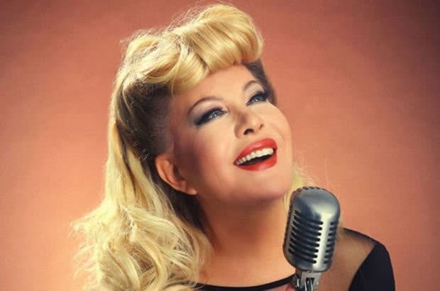 Emel Sayın profil fotoğrafı