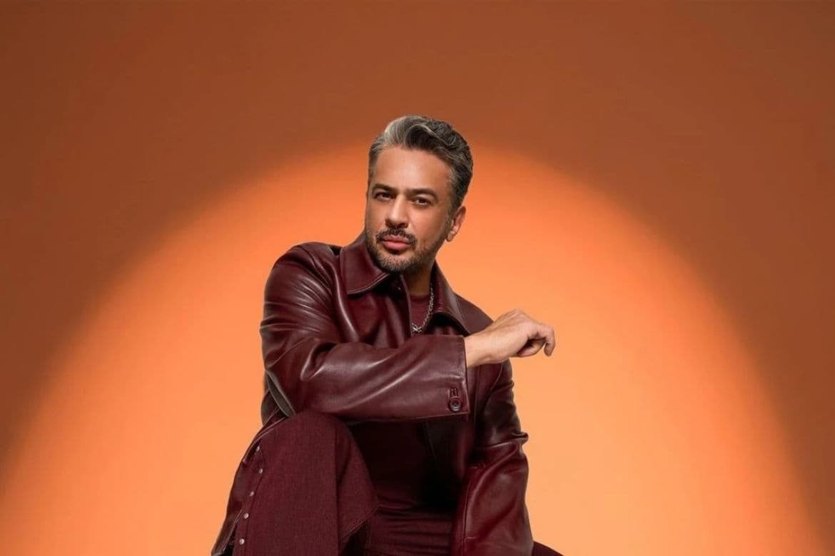 Emre Altuğ profil fotoğrafı