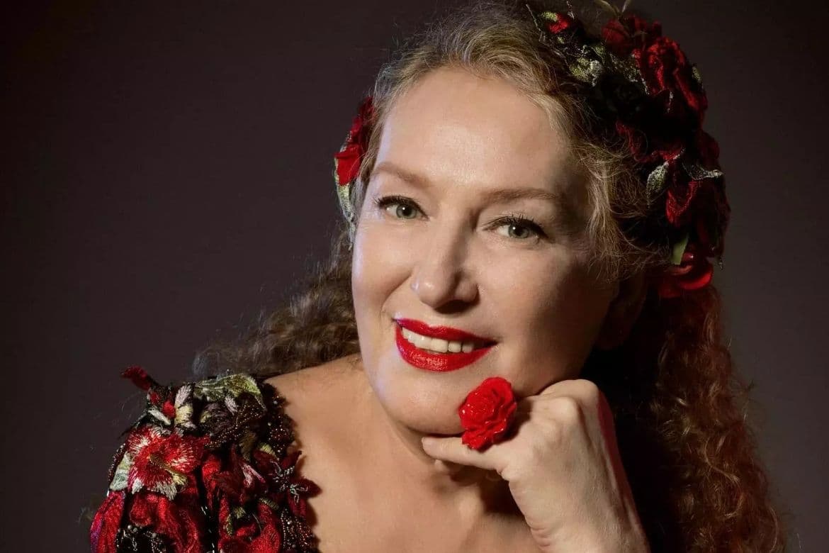 Suzan Kardeş profil fotoğrafı